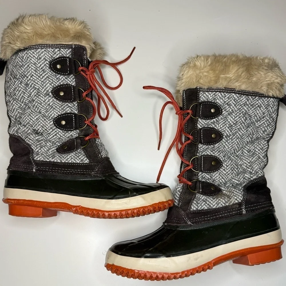 Khombu Arielle Women's Brown Winter Boots with Tweed Accent Size 7 GUC
